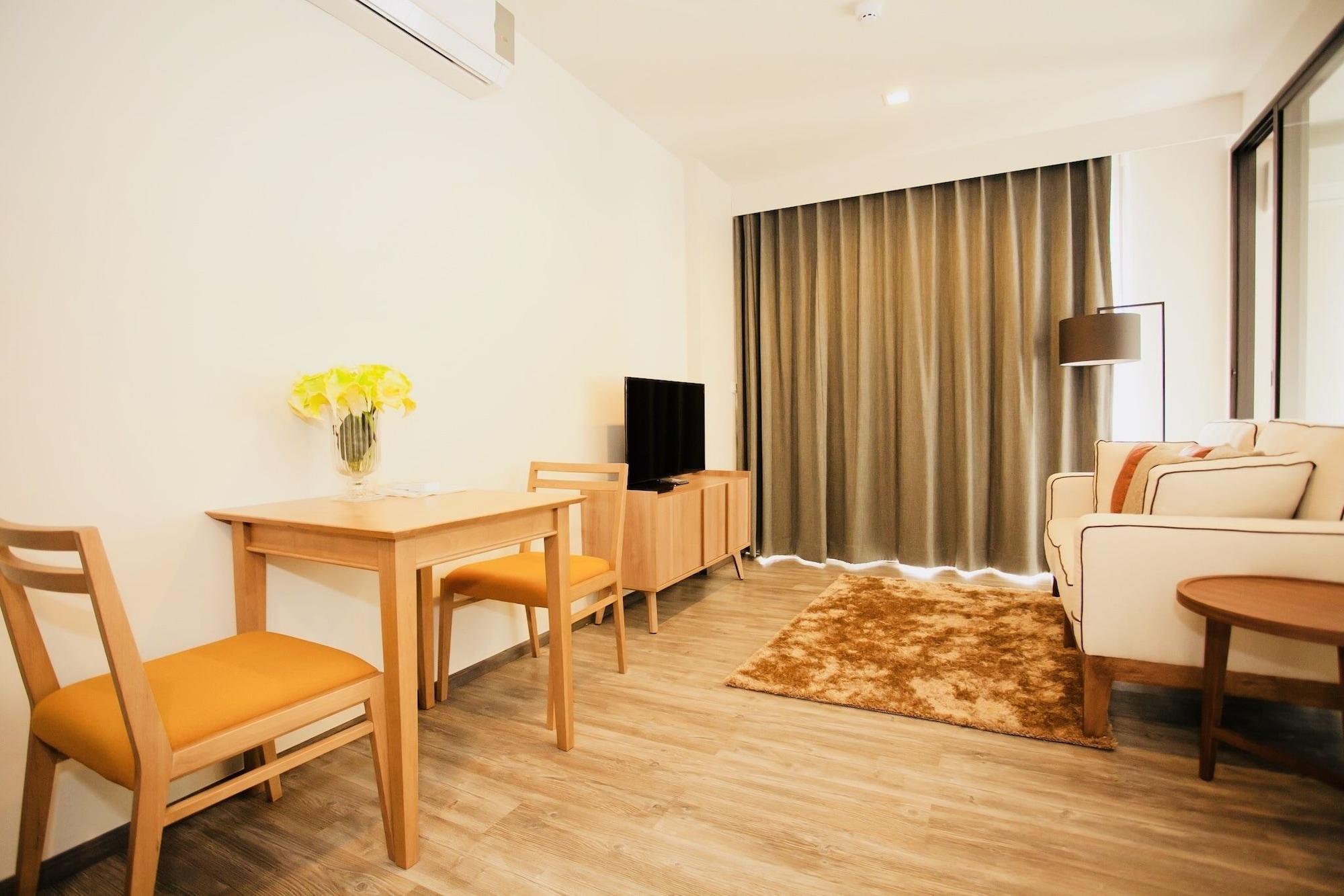 The Deck Condo Patong By Vip Екстериор снимка
