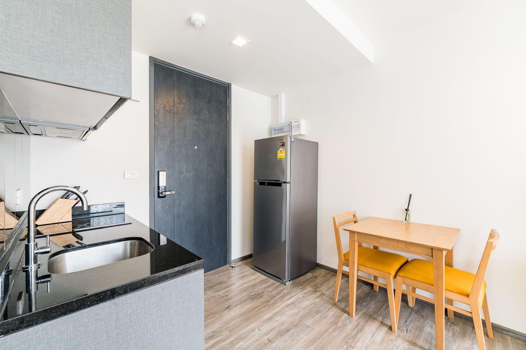 The Deck Condo Patong By Vip Екстериор снимка