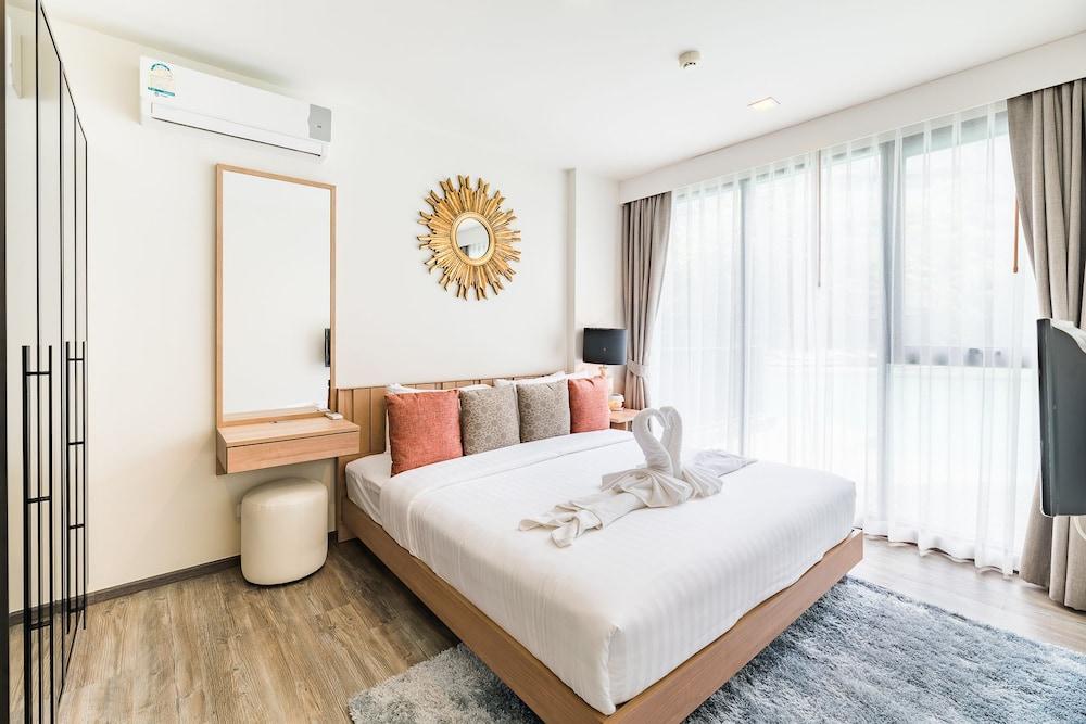 The Deck Condo Patong By Vip Екстериор снимка