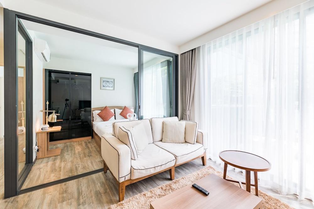 The Deck Condo Patong By Vip Екстериор снимка