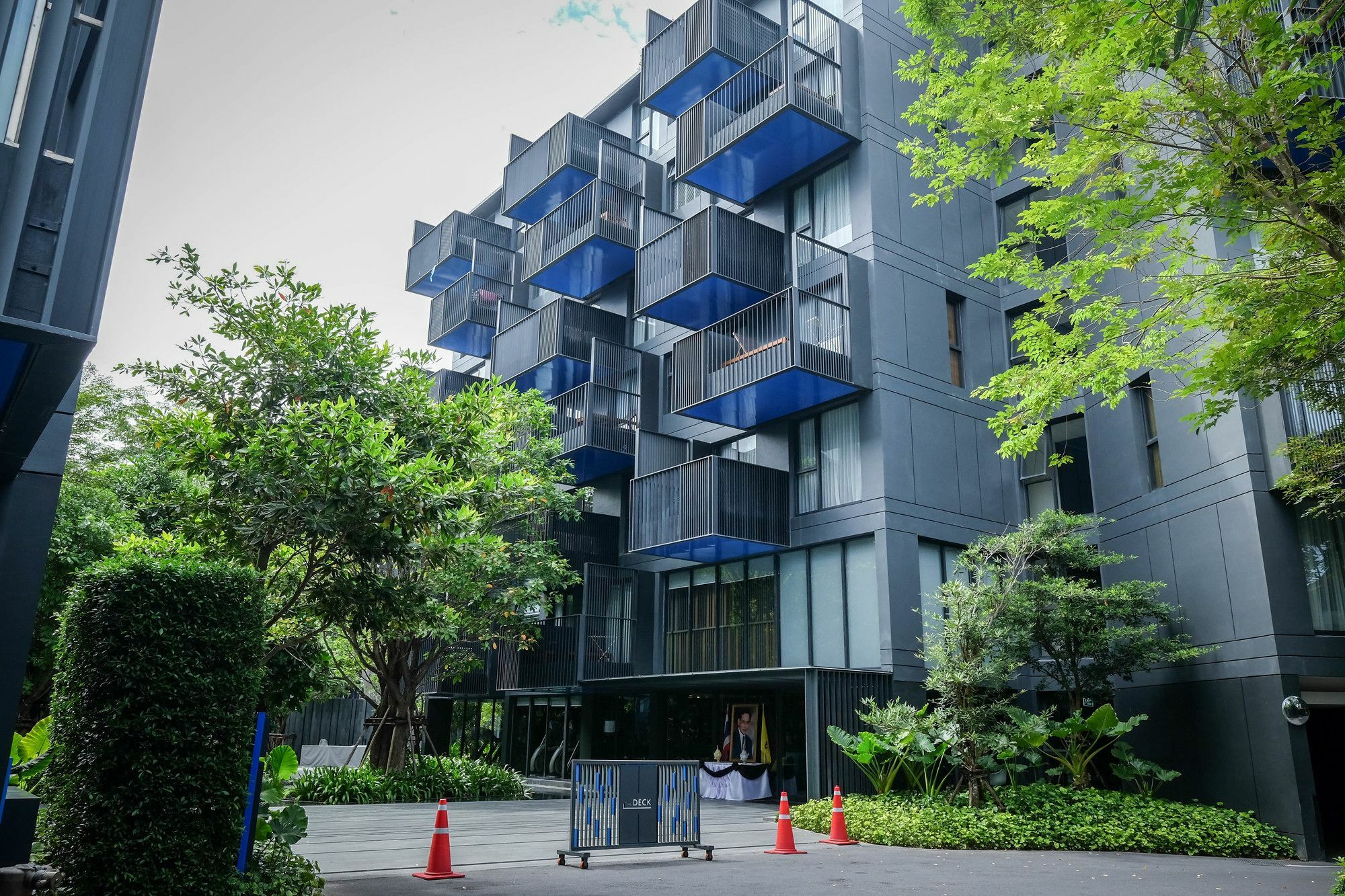 The Deck Condo Patong By Vip Екстериор снимка